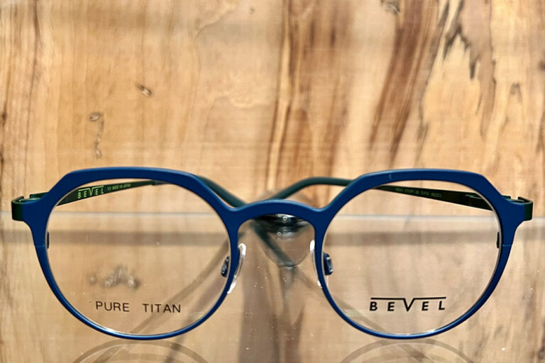 Bevel Eyewear Stoff